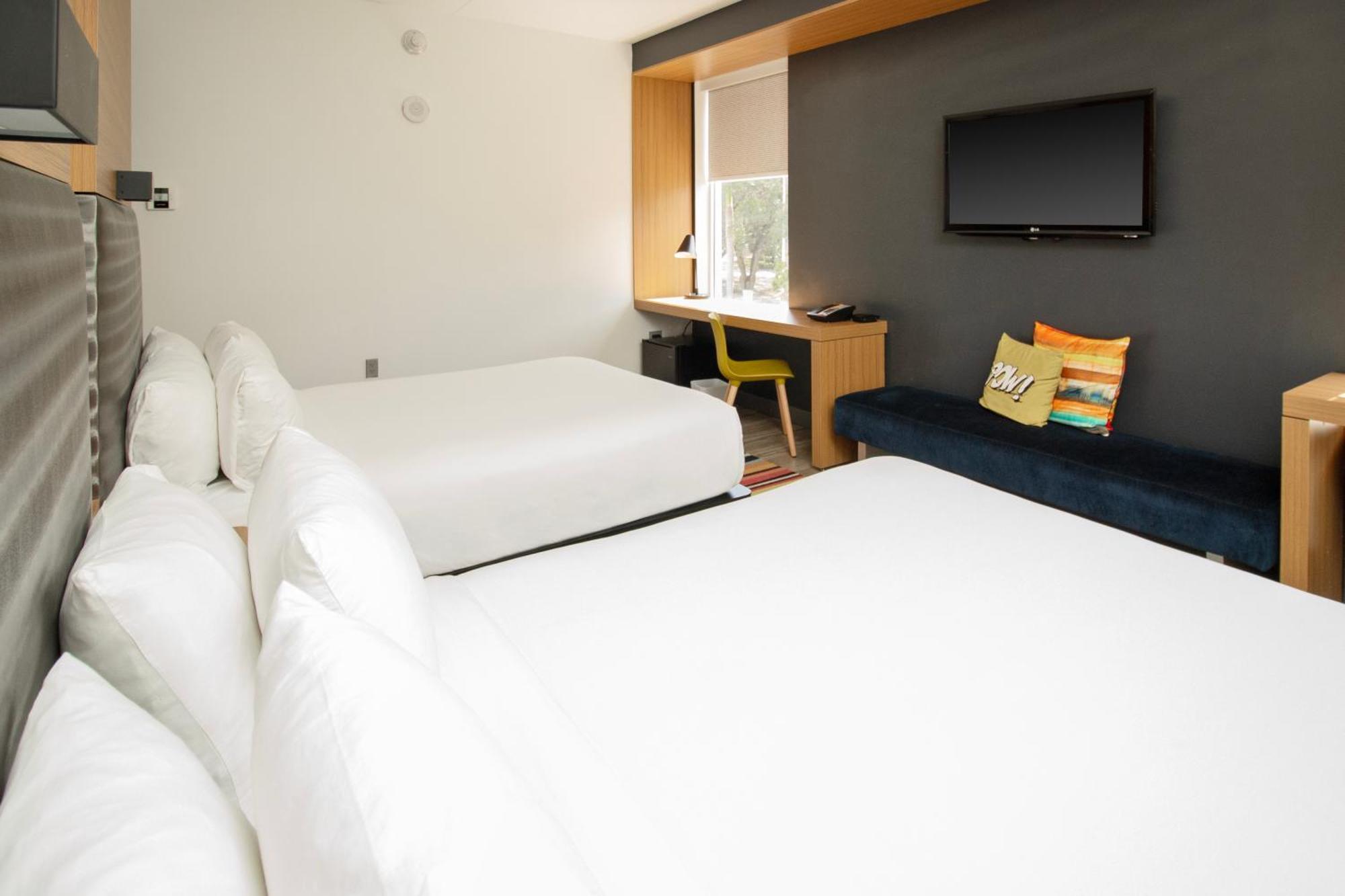 Aloft Miami Doral Hotel Bagian luar foto