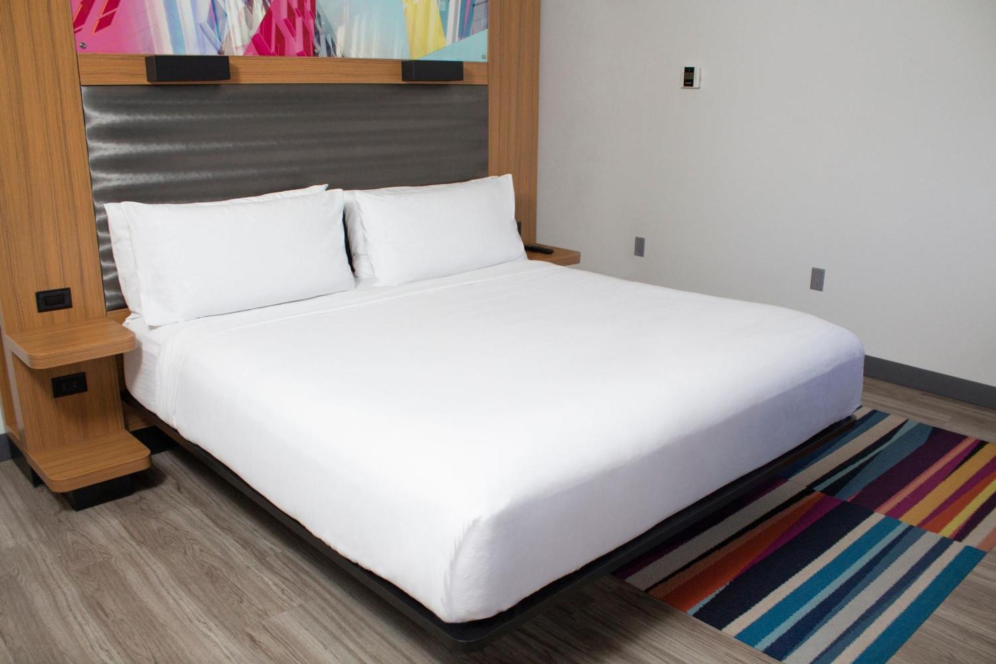 Aloft Miami Doral Hotel Bagian luar foto