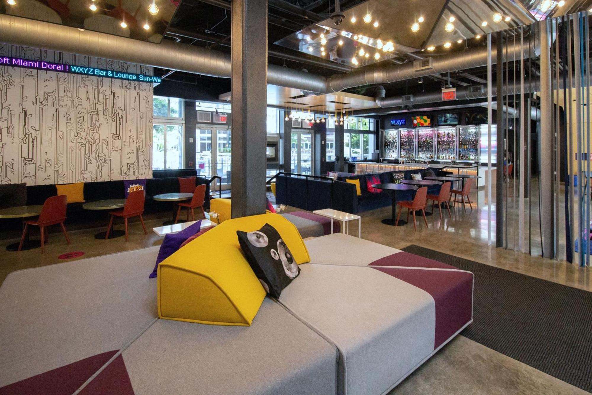 Aloft Miami Doral Hotel Bagian luar foto