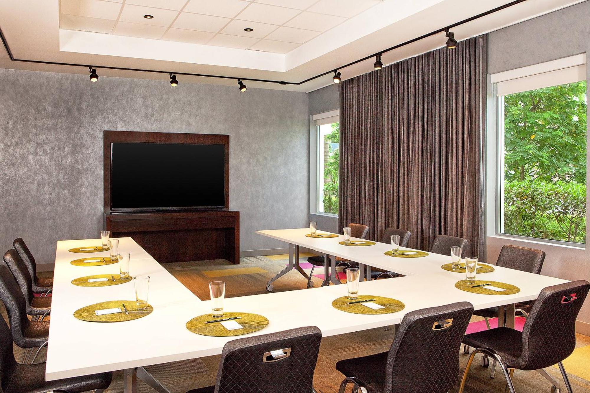 Aloft Miami Doral Hotel Bagian luar foto